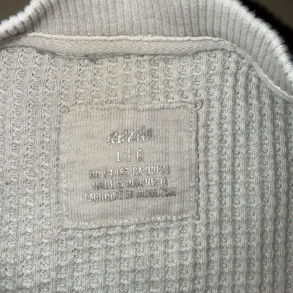 Aerie Waffle Knit Sweater Large Cream Off-White Thermal Crewneck Relaxed Fit